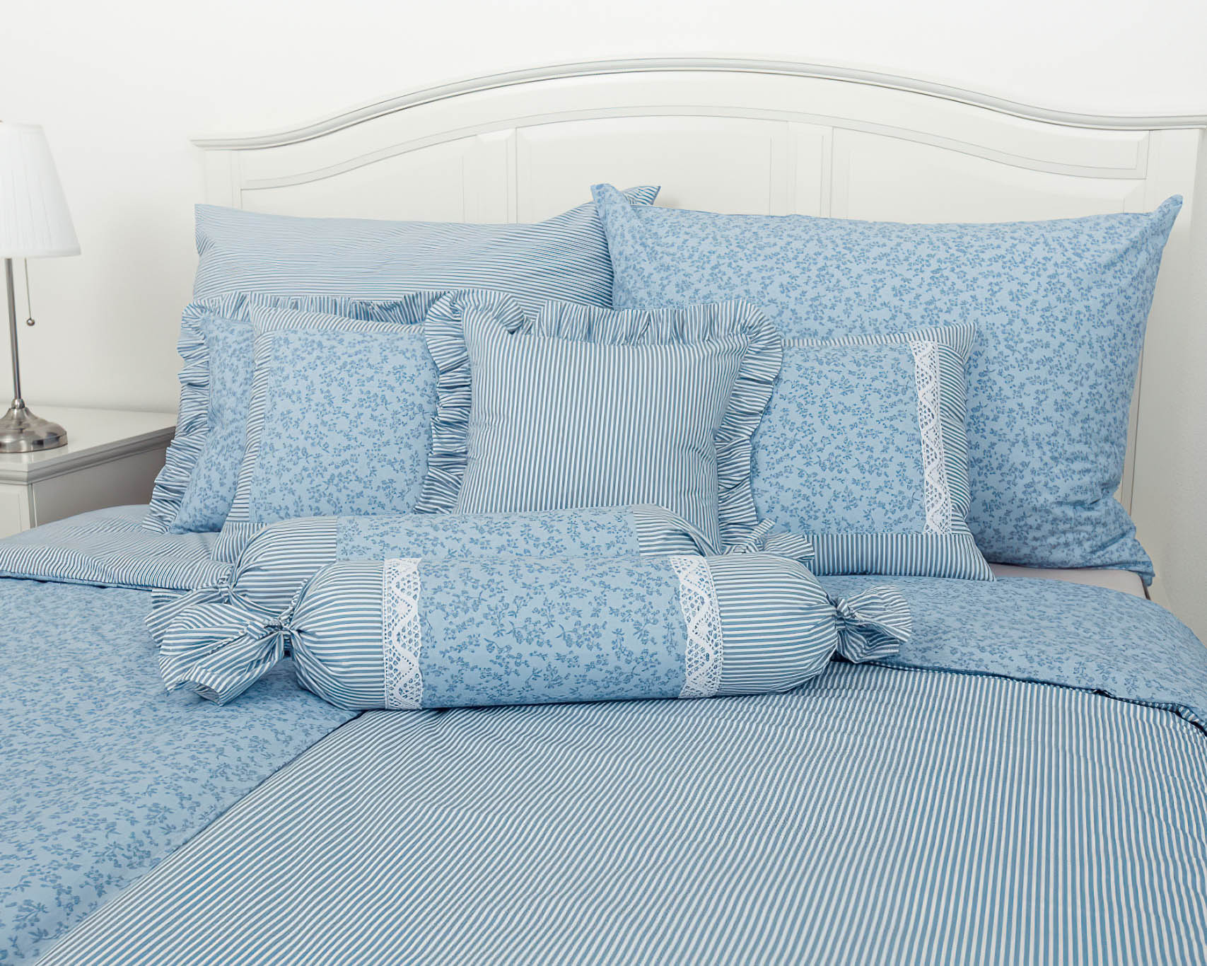 Dadka Povlečení LATA MODRÁ, pozitiv/negativ, modrá, krep, 140x200cm + 70x90cm