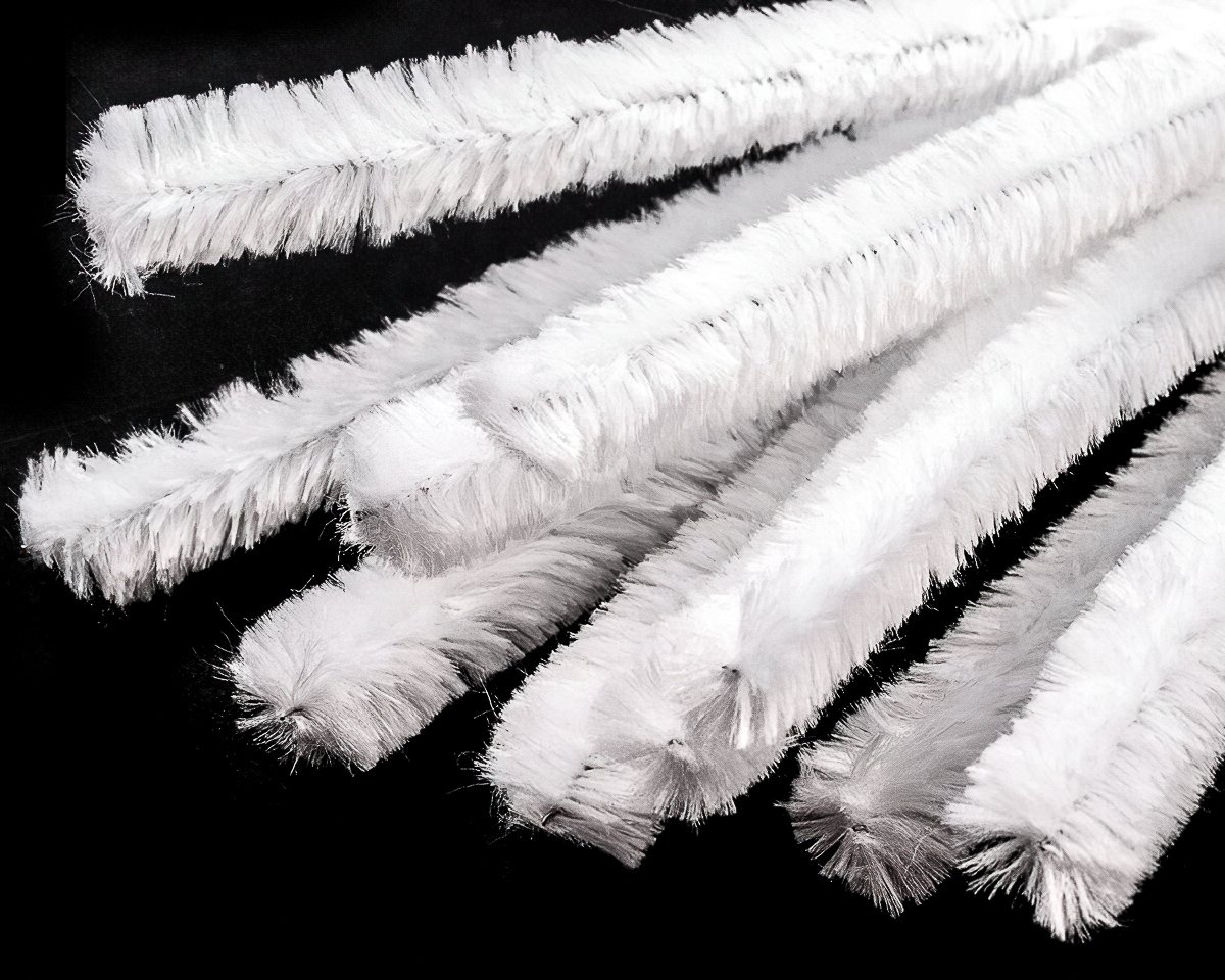 Chlupatý modelovací drát 240512/01, jednobarevná bílá, průměr 15mm, délka 30cm, (1 balení, 10 kusů)