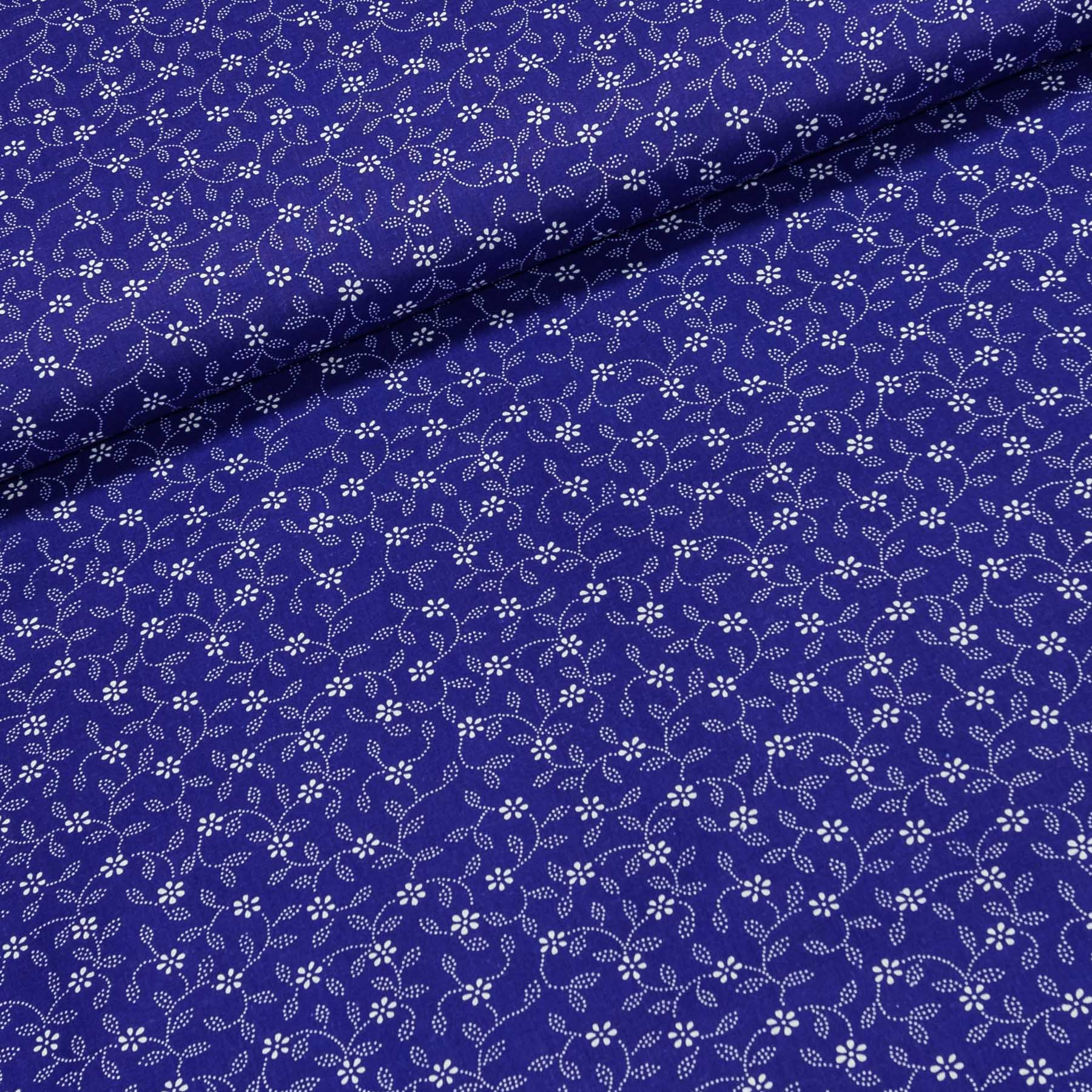 Bavlněné plátno 103000/7420 BLUE, bílé květinky s lístky na modré, š.140cm (látka v metráži)