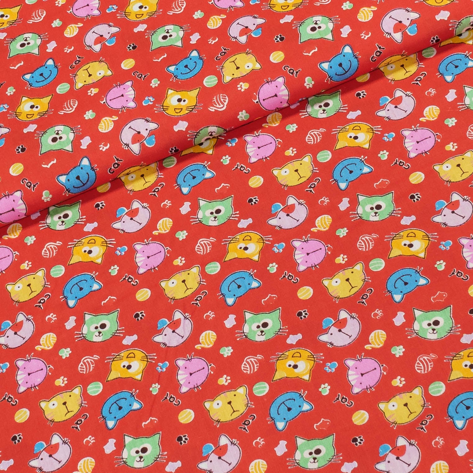Bavlněné plátno dětské barevné kočky na červené, š.160cm (látka v metráži)