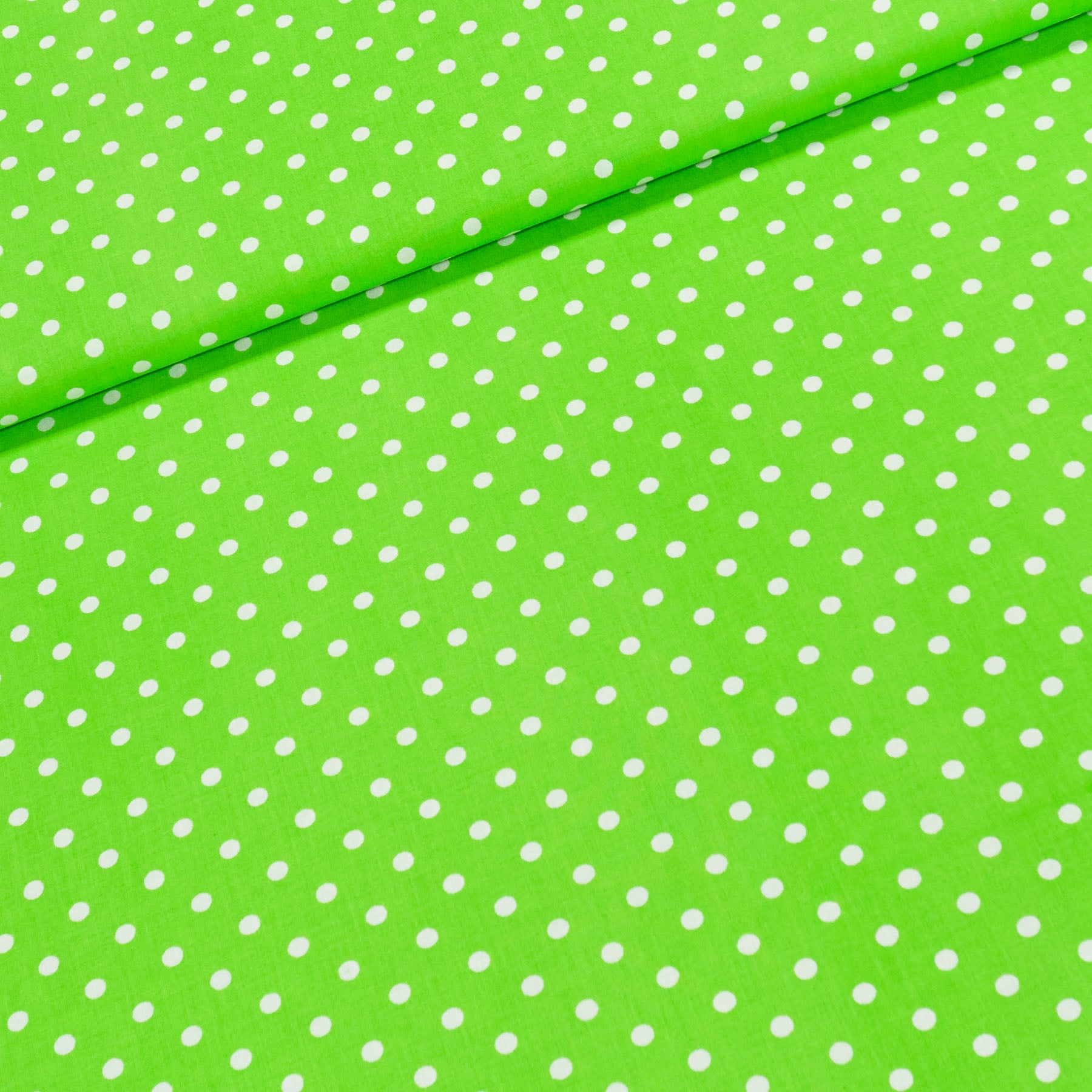 Bavlněné plátno Jolana JO005/35 větší bílý puntík na světle zelené, š.150cm (látka v metráži)