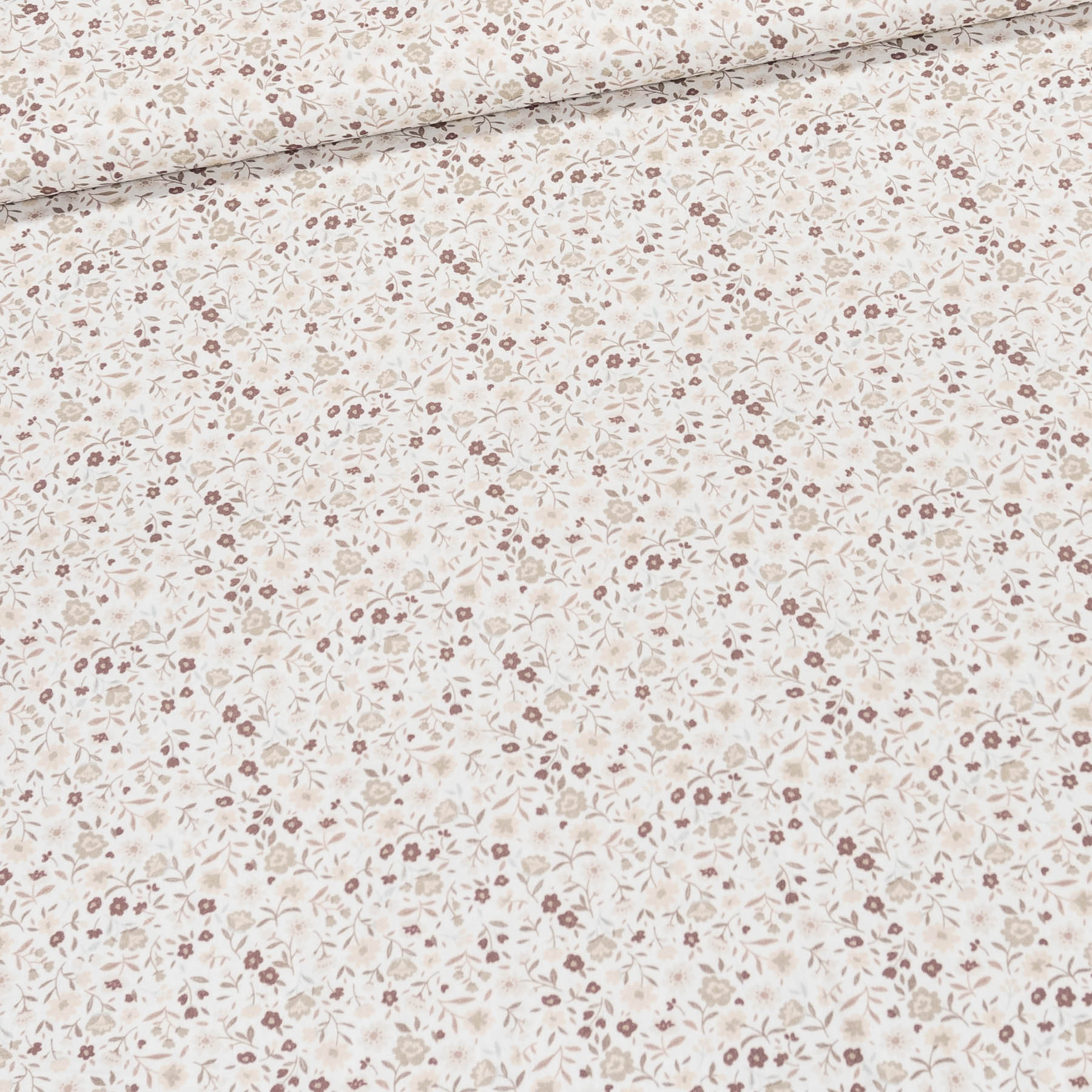 Bavlněné plátno PERKÁL DIGITÁLNÍ TISK 513000, béžové květinky na bílé, š.150cm (látka v metráži)