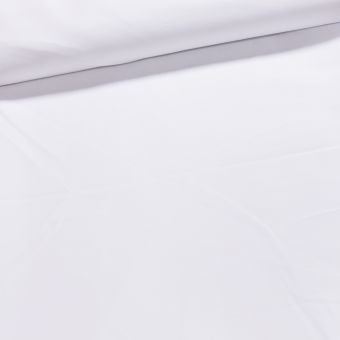 Polyesterová ubrusovina SATÉNOVÁ, hladká jednobarevná bílá, s teflonovou úpravou, š.220cm (látka v metráži)