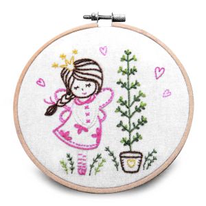 Dětská vyšívací dárková sada s předtištěným motivem 940198/3, růžová víla (předtisk, jehly a příze), 15x22cm, průměr 18cm