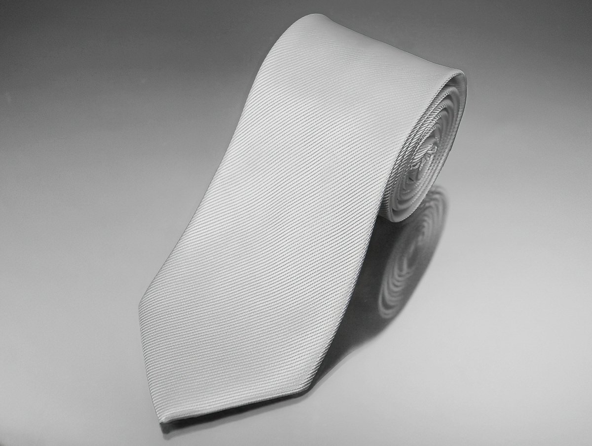 Kravata pánská AMJ, jednobarevná KU0004, světle šedá