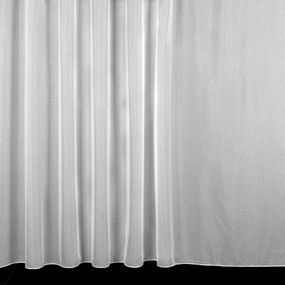 Rand Organzová záclona 1270, žíhaný vzor, s olůvkem, průhledná výška 30cm ( v metráži)