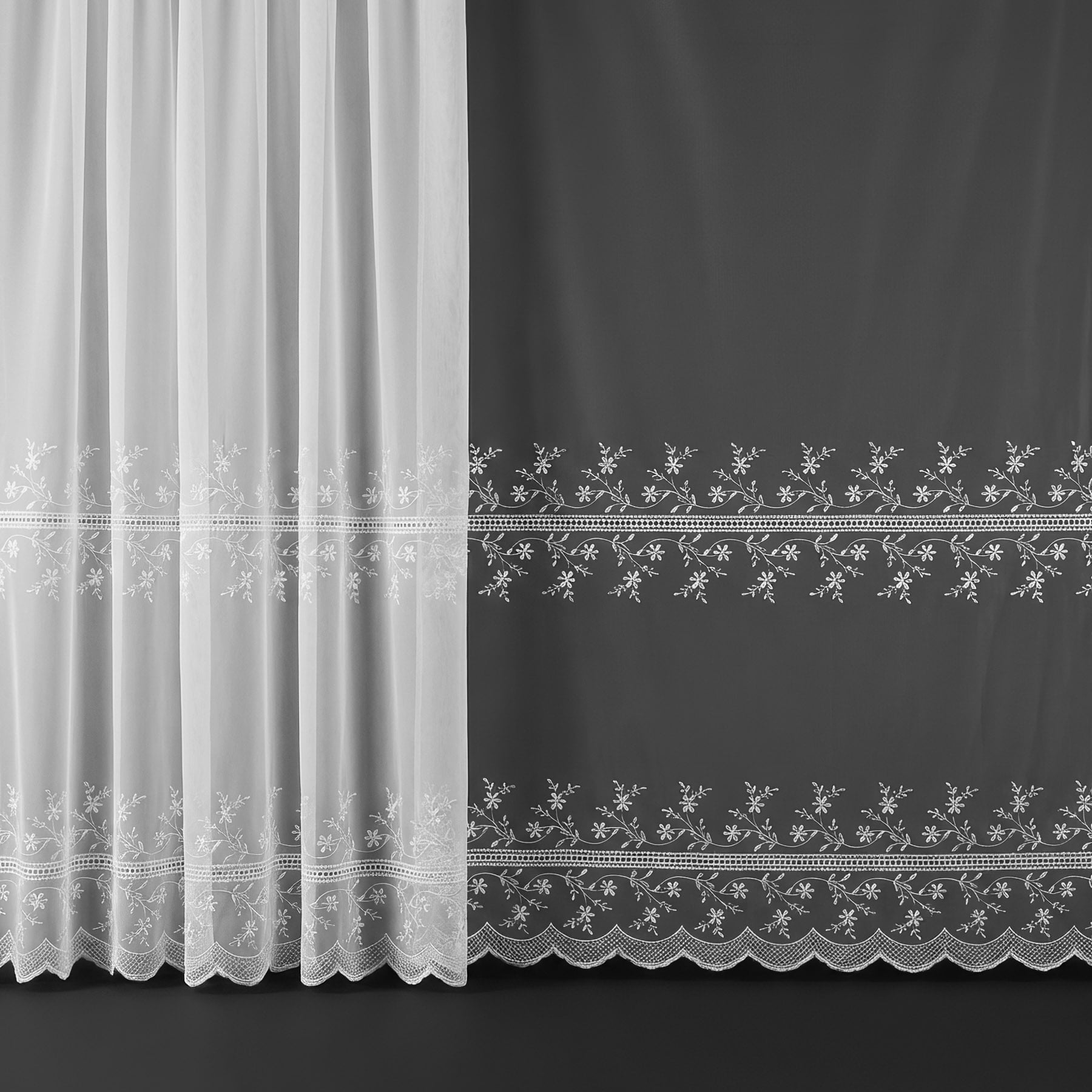 Mantis organzová záclona 521/601, vyšívaný květinový motiv, s bordurou, bílá 130cm ( v metráži)