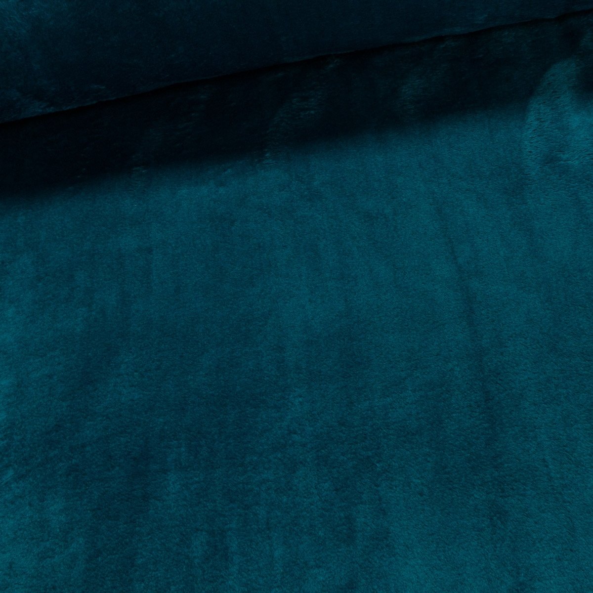 Plyš / mikroplyš 020, oboustranný, jednobarevná tmavě petrolejová, š.150cm (látka v metráži)