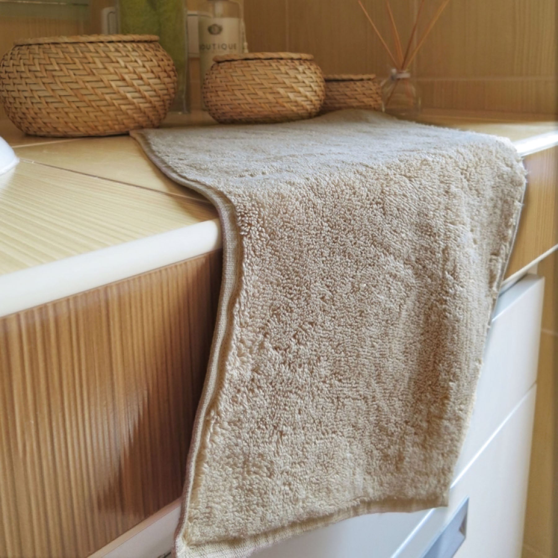 Jiří Polášek mikrofroté ručník MIKROFROTÉ, béžový, 30x50cm