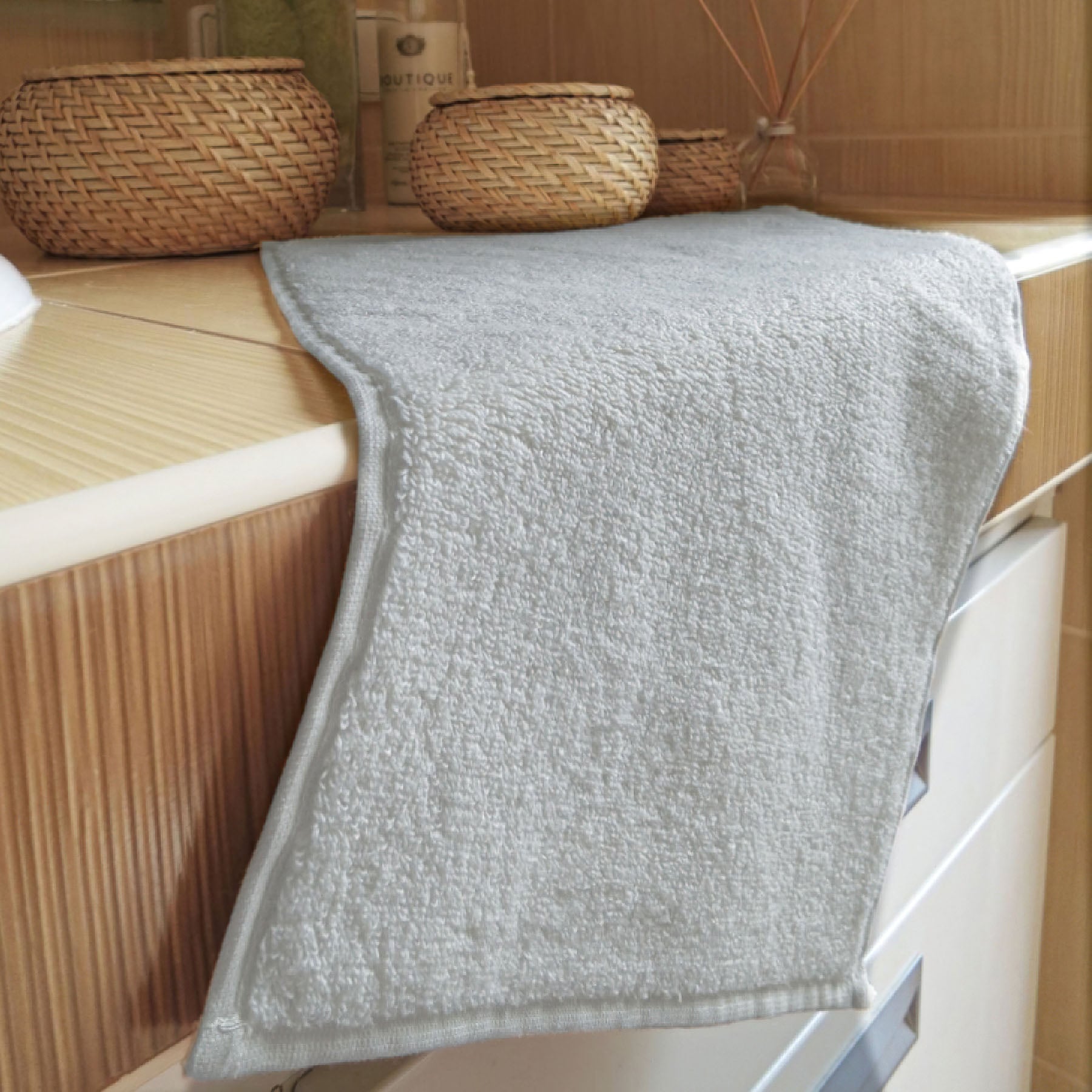 Jiří Polášek mikrofroté ručník MIKROFROTÉ, světle šedá, 30x50cm