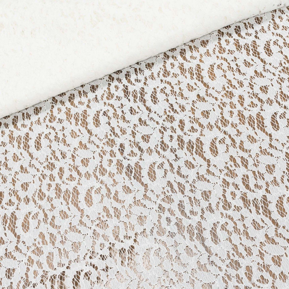 Šatovka / krajka B 34112/1 elastická, bílá, š.140cm (látka v metráži)