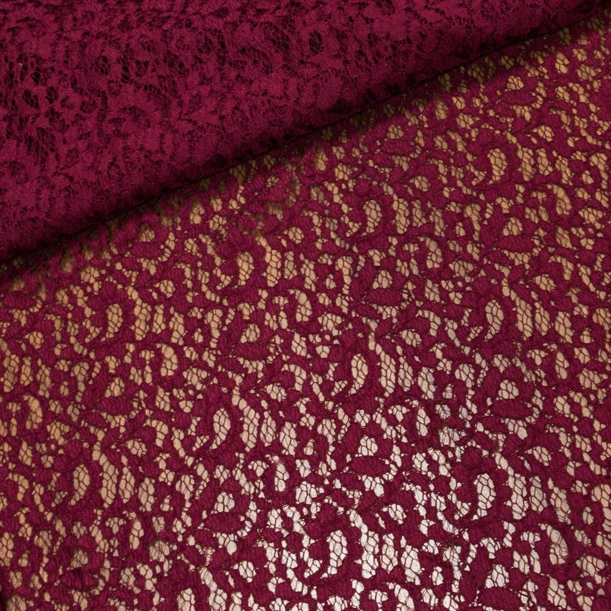 Šatovka / krajka B 34112/5 elastická, vínová, š.140cm (látka v metráži)