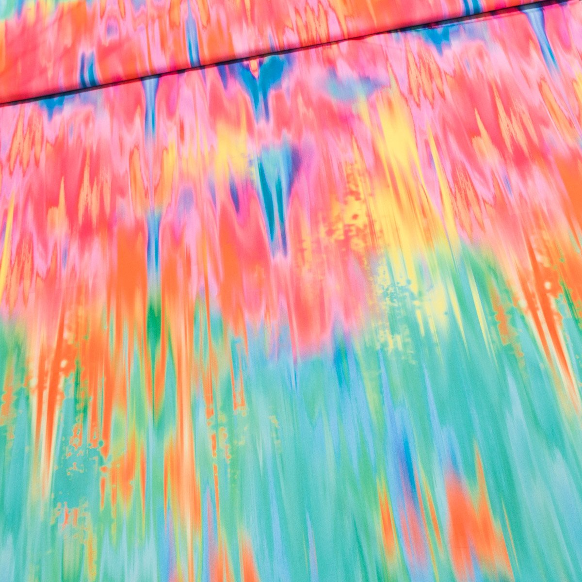 Šatovka polyesterová / umělé hedvábí 7092/01, abstraktní duhový vzor, š.145cm (látka v metráž