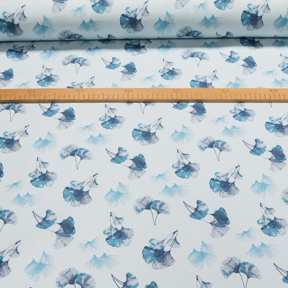 Ergis ubrus PVC s textilním podkladem 7744020 modré ginko, š.140cm (metráž)