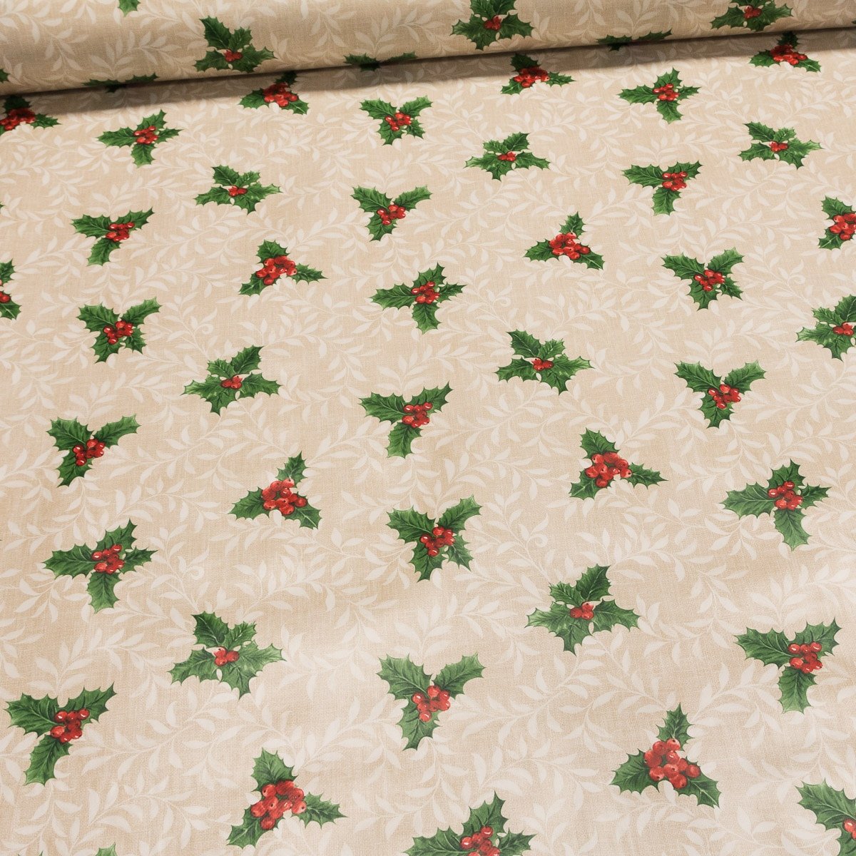 Ubrus PVC s textilním podkladem vánoční N48/01 cesmína na béžové, š.140cm (metráž)