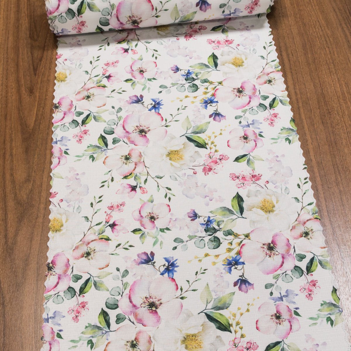 Ubrusovina / štola teflonová úprava, šípkové růže, růžová, š.38cm (metráž)