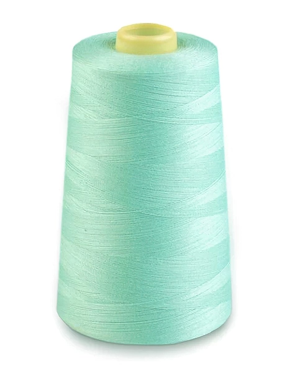 NTF univerzální poylesterová oděvní nit pro overlocky/průmyslové/klasické šicí stroje, 605 světle tyrkysová, návin 5000yd (4572m)