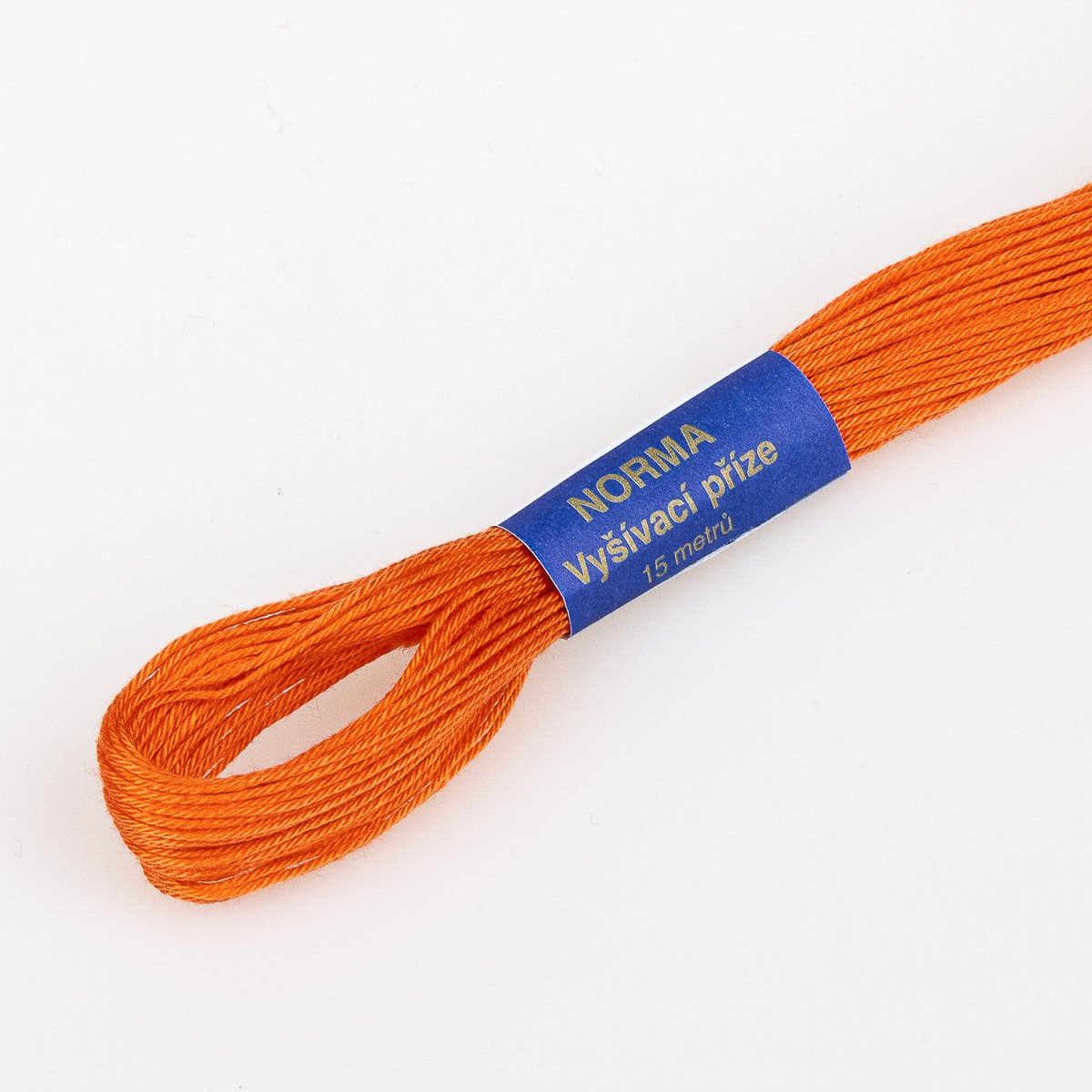 Niťárna Vyšívací příze NORMA / BAVLNKA 2382 nektarová oranžová, jednobarevná, 1,5g/15m