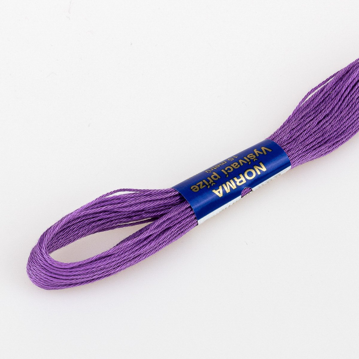 Niťárna Vyšívací příze NORMA / BAVLNKA 4442 kosatec fialová, jednobarevná, 1,5g/15m