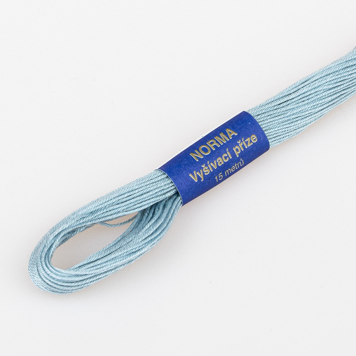 Niťárna Vyšívací příze NORMA / BAVLNKA 5832 popelavá šedá (světle modrá), jednobarevná, 1,5g/15m